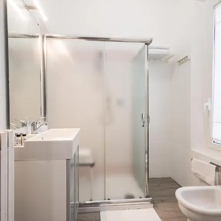 Amazhome - Casa A Due Passi Dal Mare Con Giardino