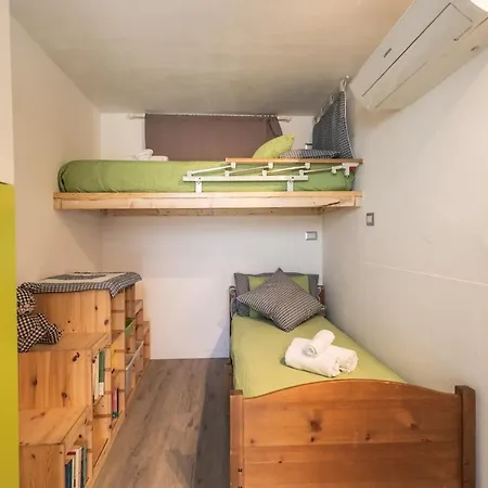 Amazhome - Casa A Due Passi Dal Mare Con Giardino Apartman *