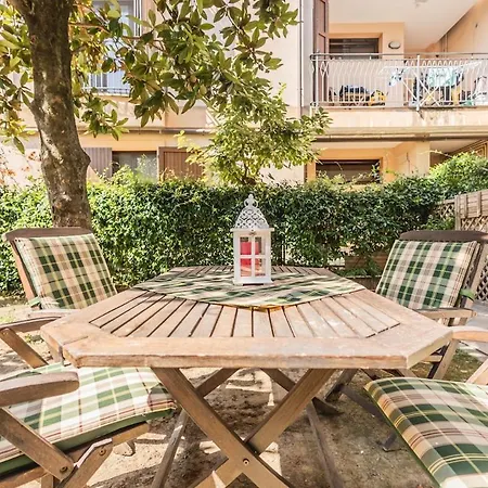 Amazhome - Casa A Due Passi Dal Mare Con Giardino דירה *