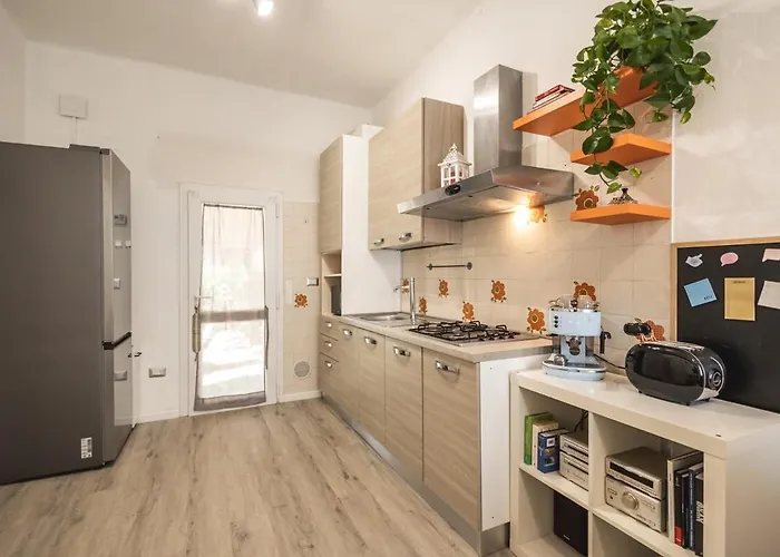 Amazhome - Casa A Due Passi Dal Mare Con Giardino Апартаменты