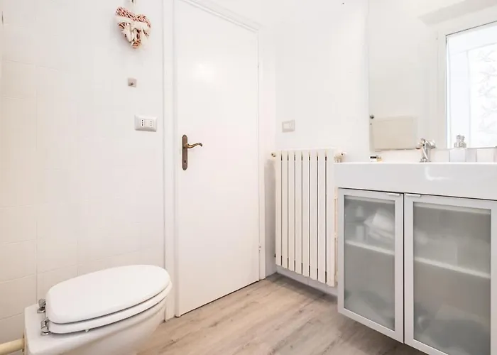 Amazhome - Casa A Due Passi Dal Mare Con Giardino Апартаменты Римини