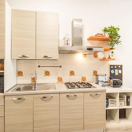 Amazhome - Casa A Due Passi Dal Mare Con Giardino *